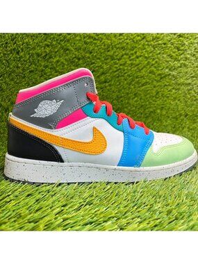 Nike Air Jordan 1 Mid SE Girls Size 6.5Y White Pink Basketball Shoes Sneakers